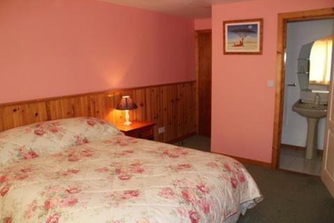 Decourcey'S Hazelbrook Farmhouse B&B Cleggan Экстерьер фото