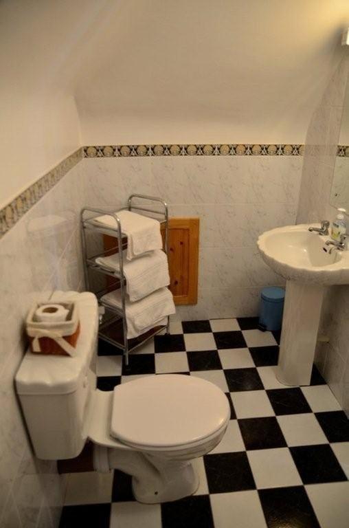 Decourcey'S Hazelbrook Farmhouse B&B Cleggan Номер фото